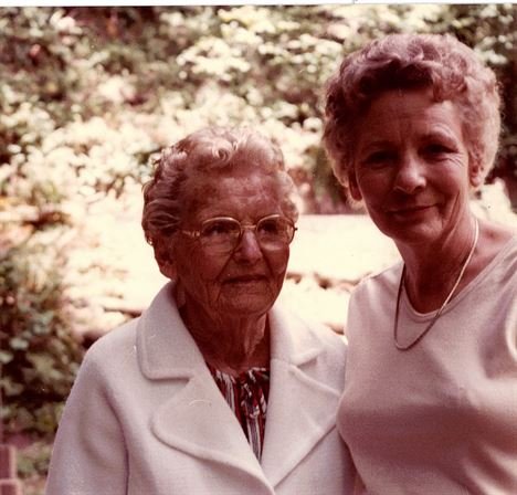 Gladys Eva Hall - Photo 18