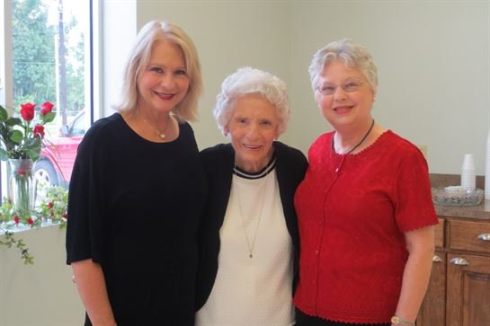 Gladys Eva Hall - Photo 34