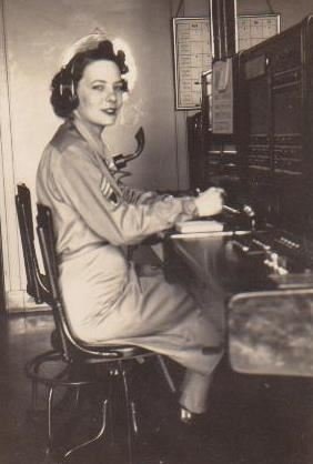 Gladys Eva Hall - Photo 45