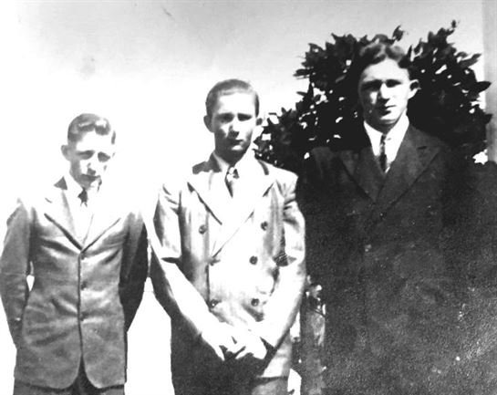 Mervin E. Bingham - Photo 90