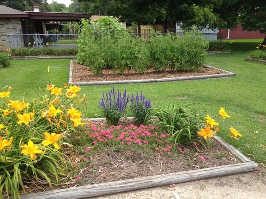 Lou Ellen Pike Cude - Photo 4