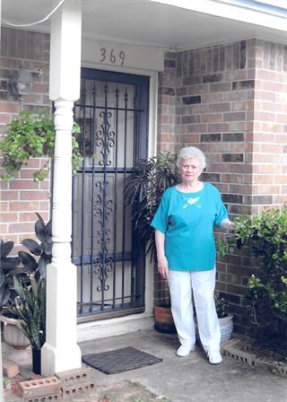 Eva Perkins - Photo 19