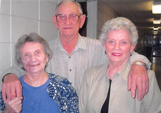 Eva Perkins - Photo 42