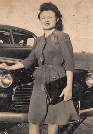 Eva Perkins - Photo 43