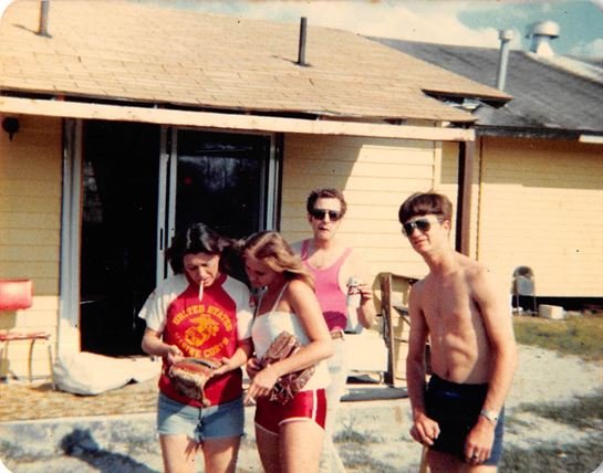 Jerry T. Hughes - Photo 56