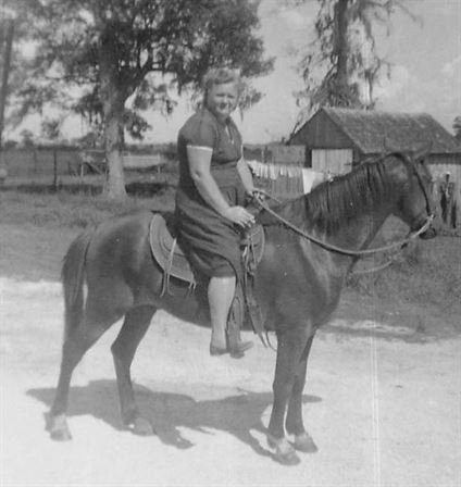 Willie Mae Hanks - Photo 71