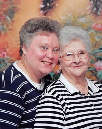 Rosalind Ann Lawson - Photo 8