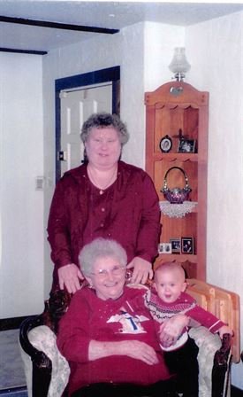 Rosalind Ann Lawson - Photo 40