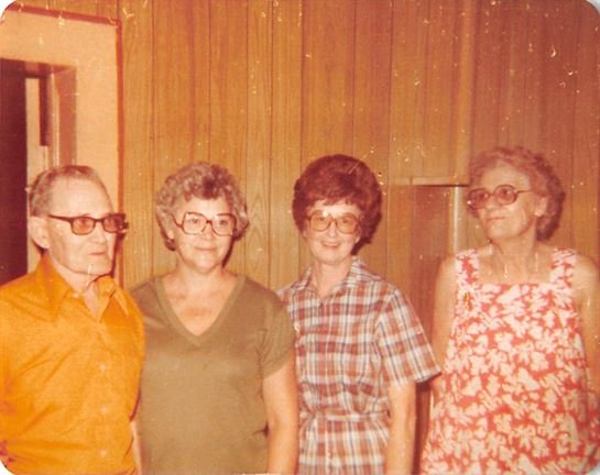 Velma Mae Pulliam - Photo 49