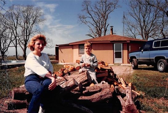 Debbie Caldwell - Photo 9