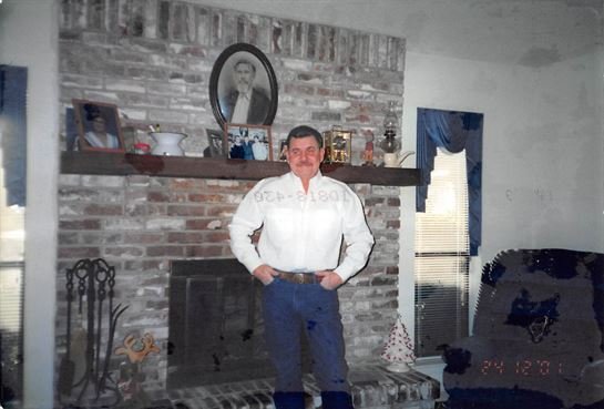 Kenneth Wayne Manuel - Photo 3