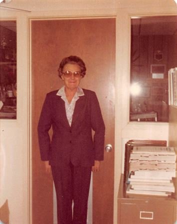 Mildred "Mickey" Evelyn Roth - Photo 56