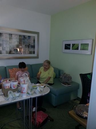 Debra Ellis - Photo 15