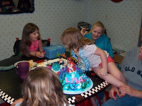 Debra Ellis - Photo 125