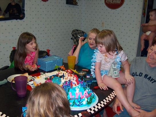 Debra Ellis - Photo 148