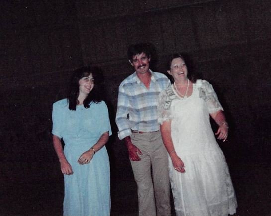 Rebecca "Becky" Lange - Photo 12