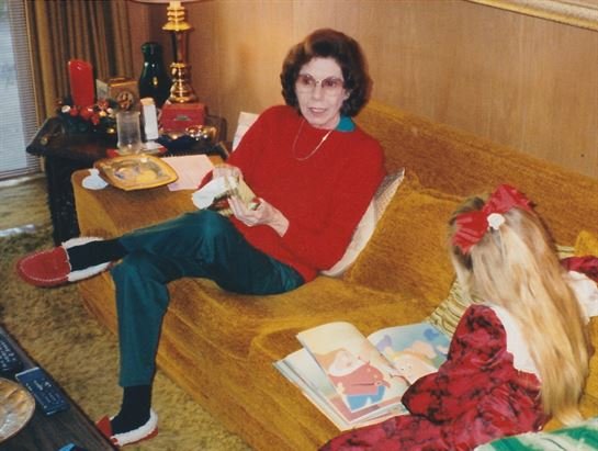 Milly S. Arnold - Photo 32