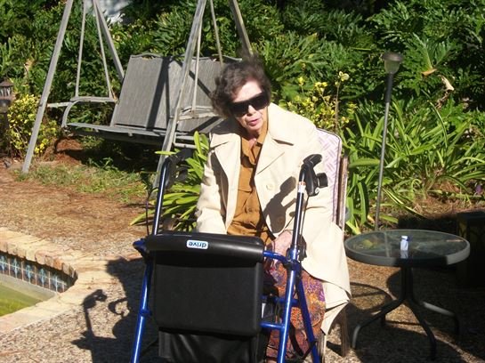 Milly S. Arnold - Photo 42