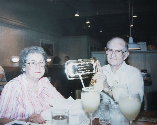 Lester Ray Robins - Photo 4