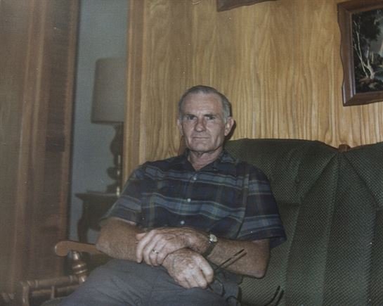 Lester Ray Robins - Photo 17