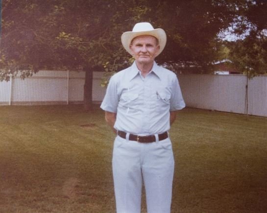 Lester Ray Robins - Photo 41