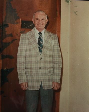 Lester Ray Robins - Photo 75