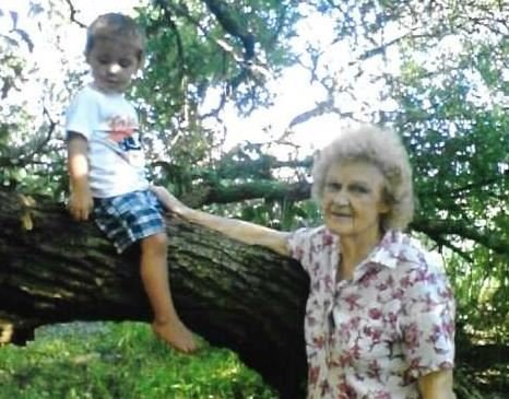 Dorothy Mae Thomas - Photo 8