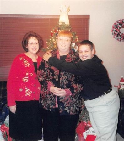 Juanita Perry - Photo 2