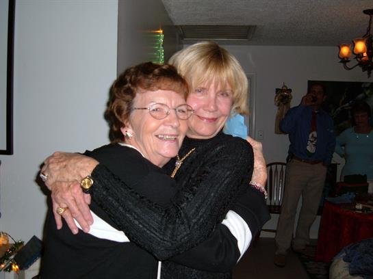 Nadine "Bobbie" Mendoza - Photo 7