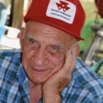 Nolan Joseph Devillier - Photo 2