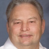 Leon Richard Parker - Photo 2