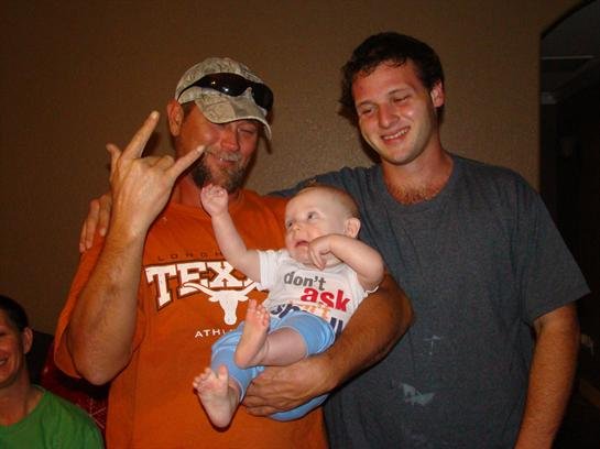 Johnny Leslie Barton - Photo 3