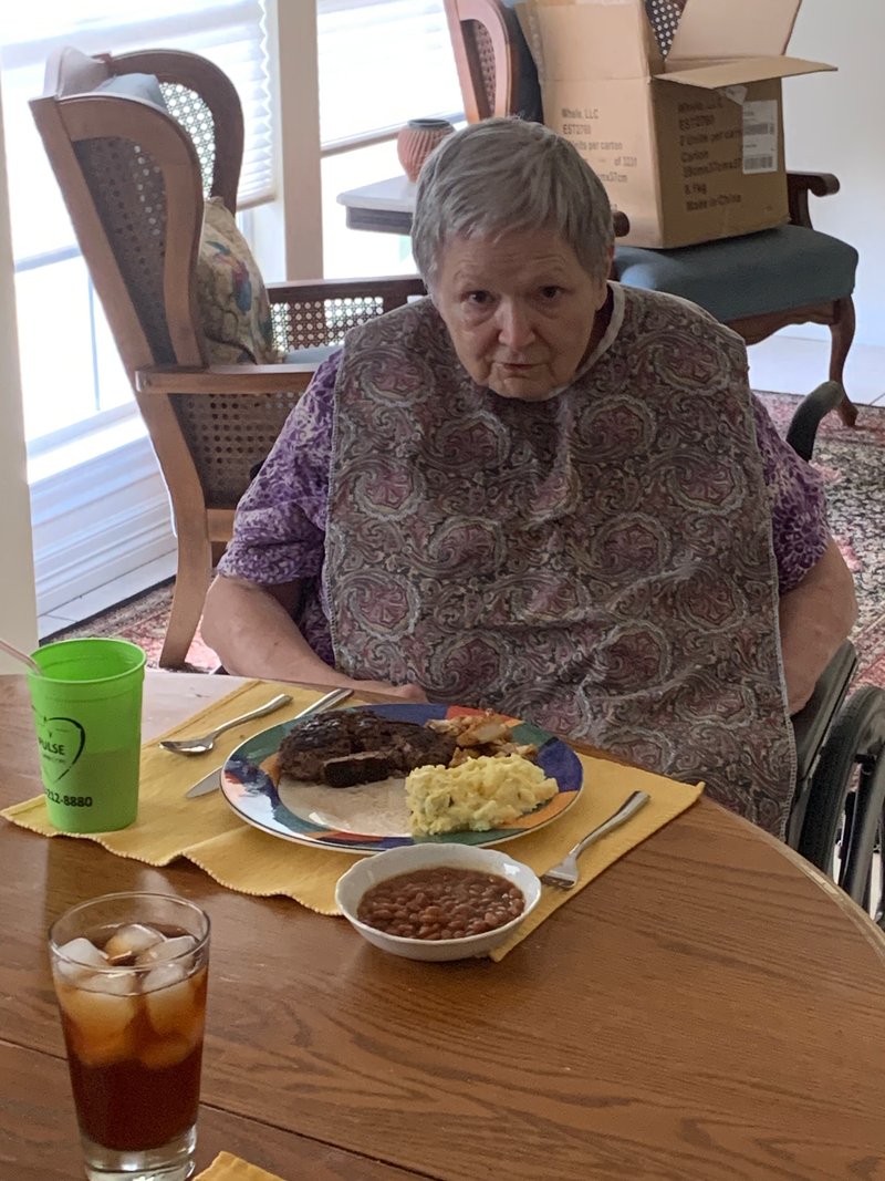 Janelle Wallace Ramsey - Photo 3