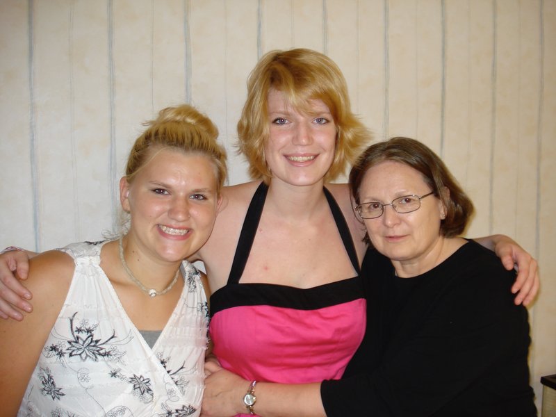 Janelle Wallace Ramsey - Photo 19