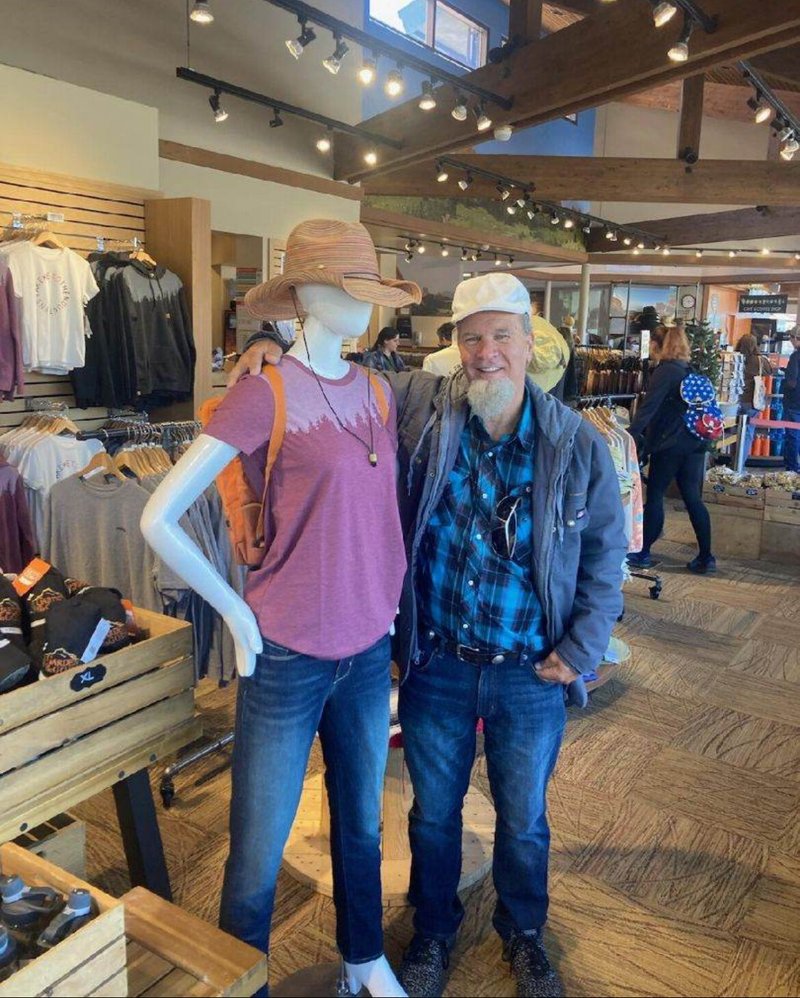 Dave Leslie Chesson, Sr. - Photo 92