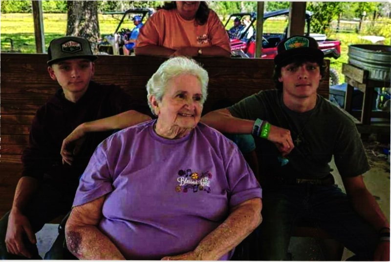 Wanda Mae Ellis - Photo 171