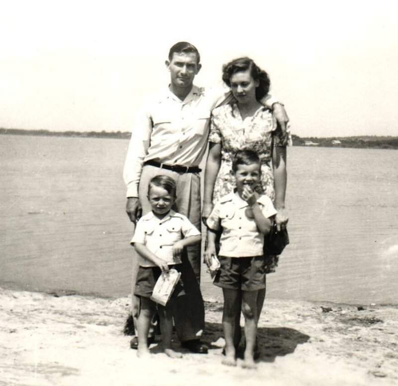 Robert Lee "Paw" Simonton, Sr. - Photo 64