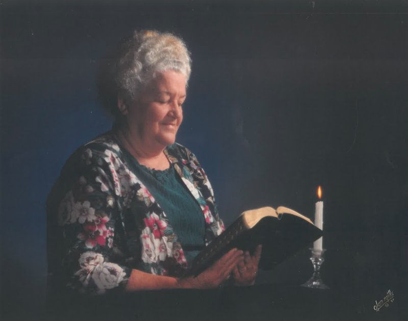 Ruth Lynell Sterling - Photo 51