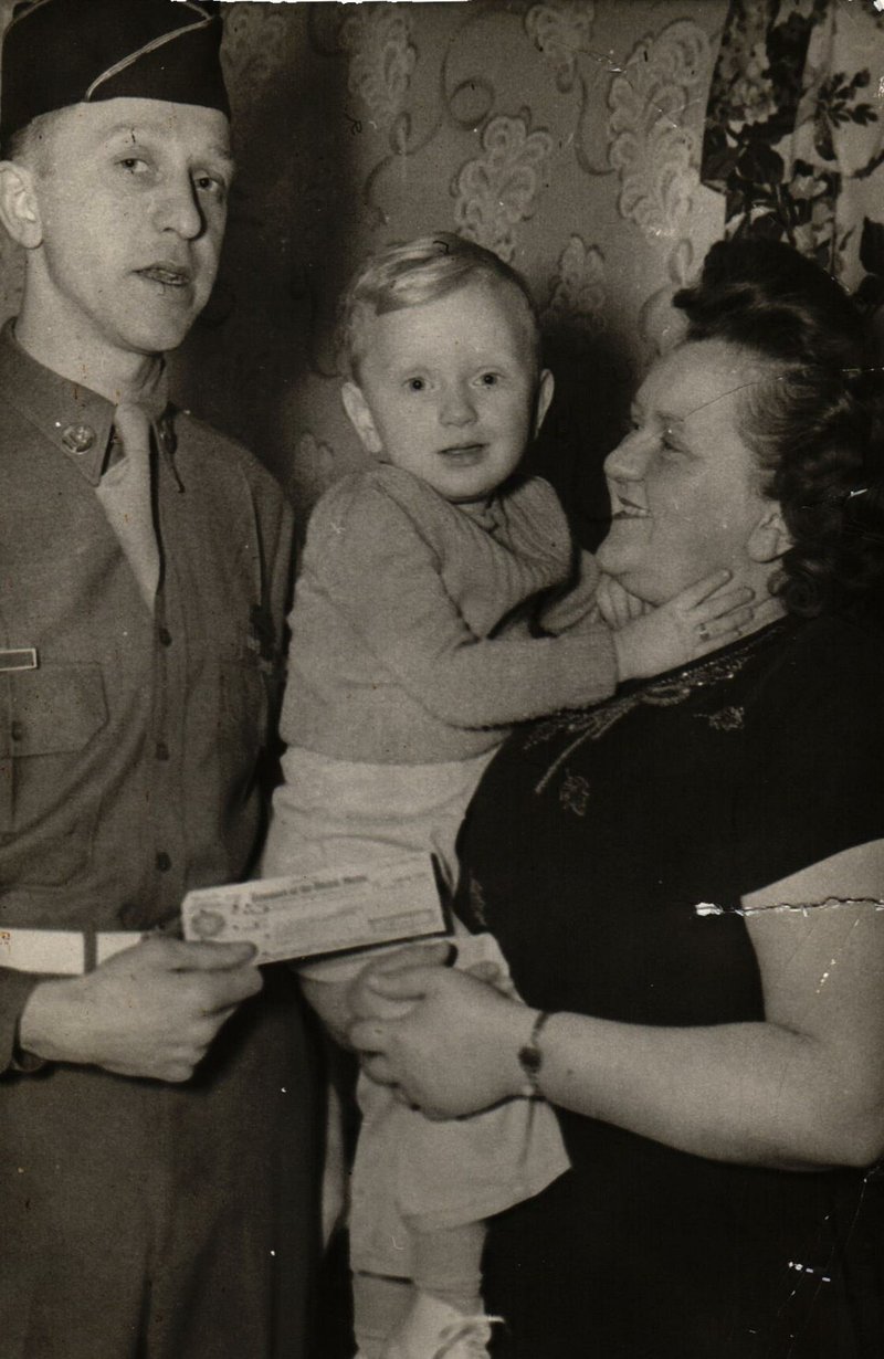 Dennis Leonard Cerkiewicz - Photo 76