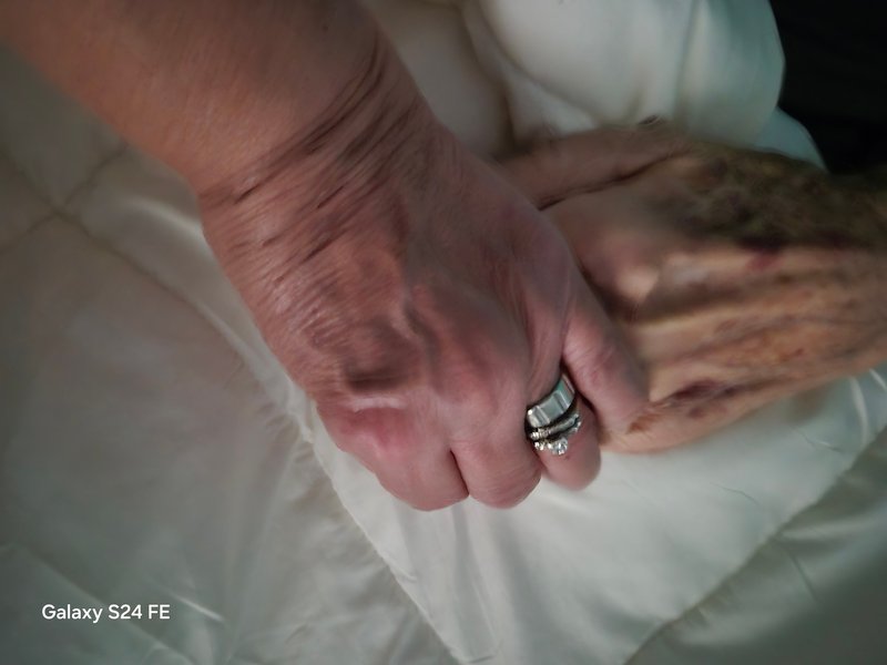 Dennis Leonard Cerkiewicz - Photo 100