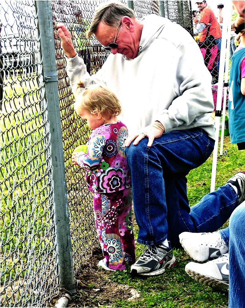 Dennis Leonard Cerkiewicz - Photo 114