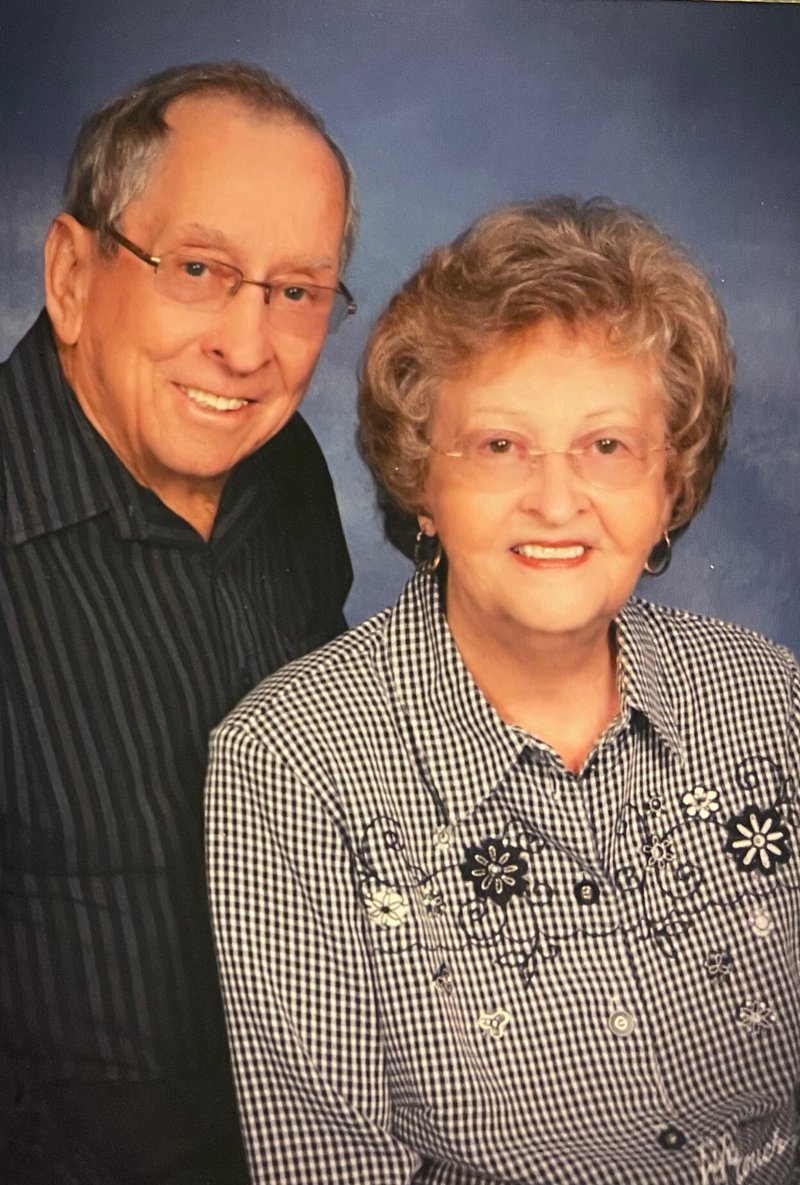 Oscar Edward Dixon - Photo 3