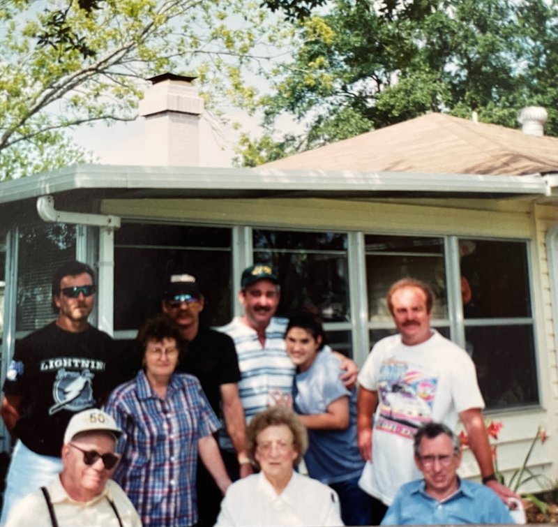 Oscar Edward Dixon - Photo 12