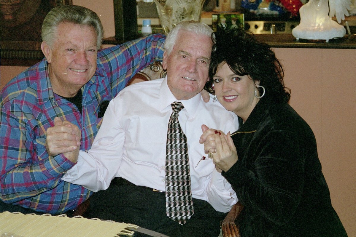 John Ellis Murdock, Jr. — photo 99