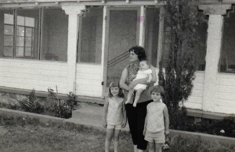 Janet Lee Hebert - Photo 11