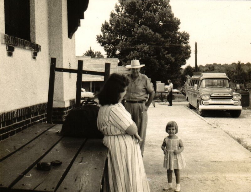 Janet Lee Hebert - Photo 19