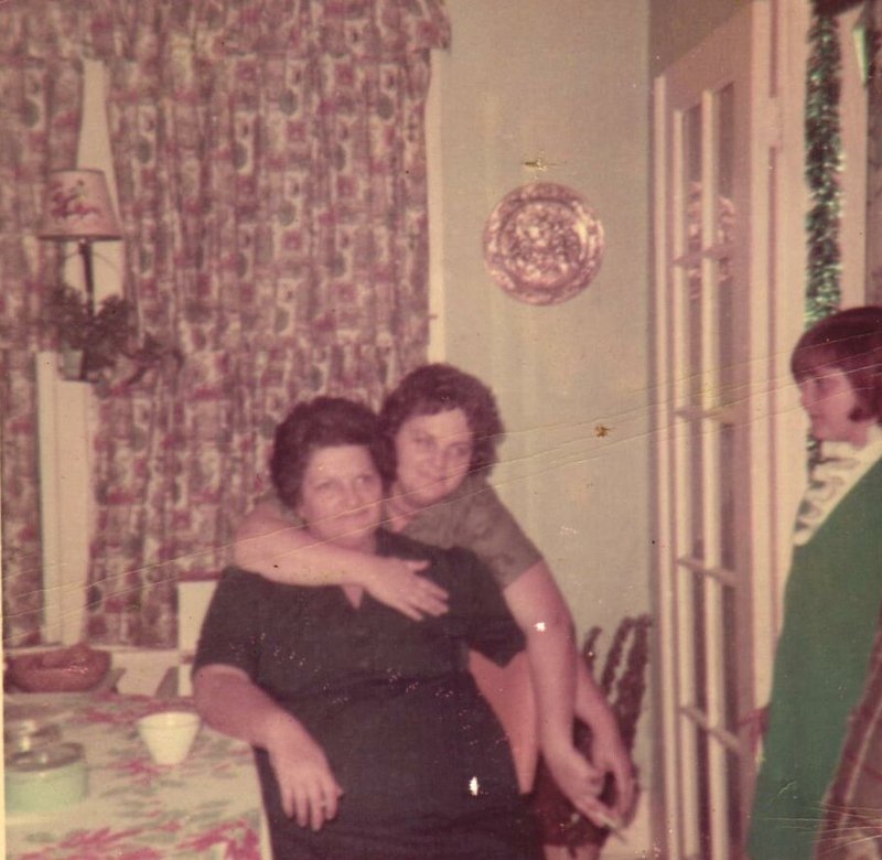 Janet Lee Hebert - Photo 21