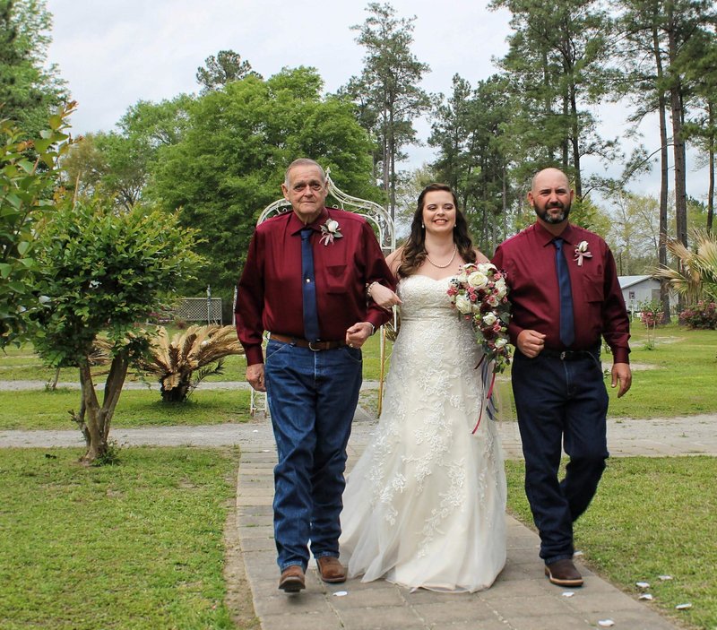 Delbert Ray Taylor - Photo 13