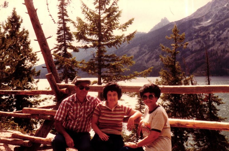 Billy Ray and Genell Torbett - Photo 24