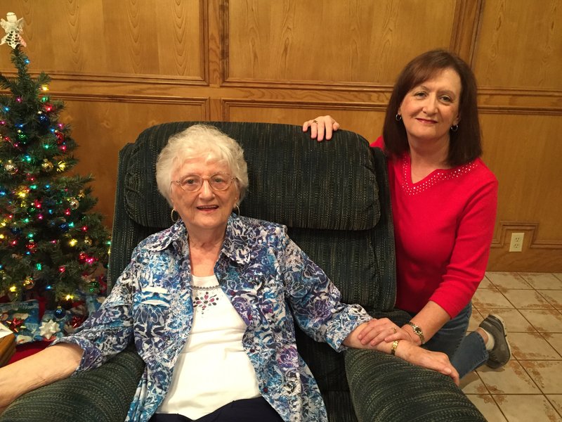 Beth Welch - Photo 7